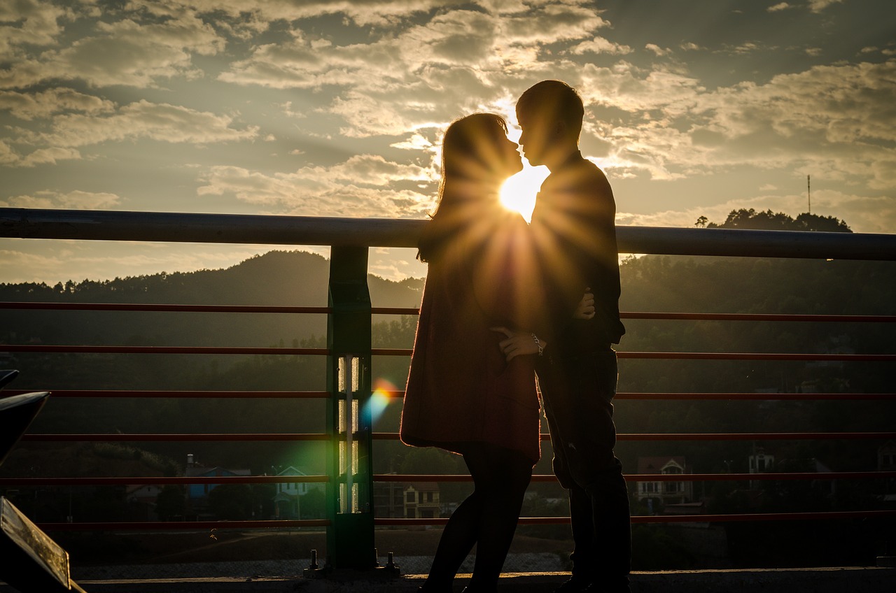loves-4329036_1280